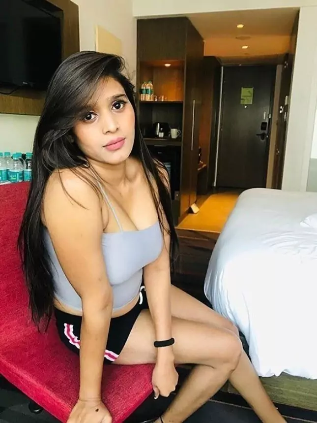 कॉल गर्ल्स सर्विस गजुवाका